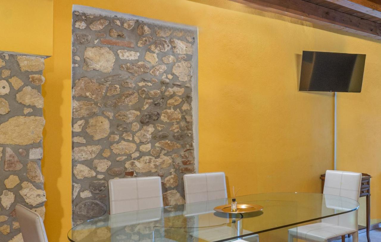 Stylish 2 Bedroom With Balcony Verona Ngoại thất bức ảnh